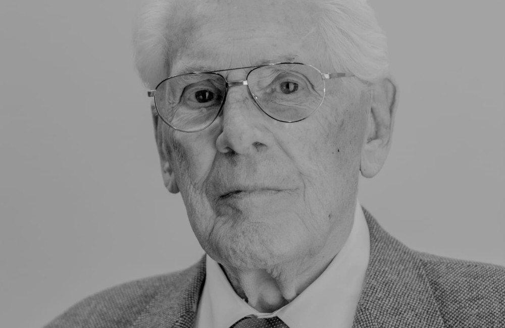 In Memoriam erelid Jo van Son