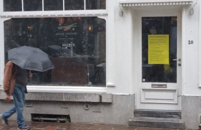 Bouwplan in de buurt voortaan superduidelijk dankzij aanplakbiljet